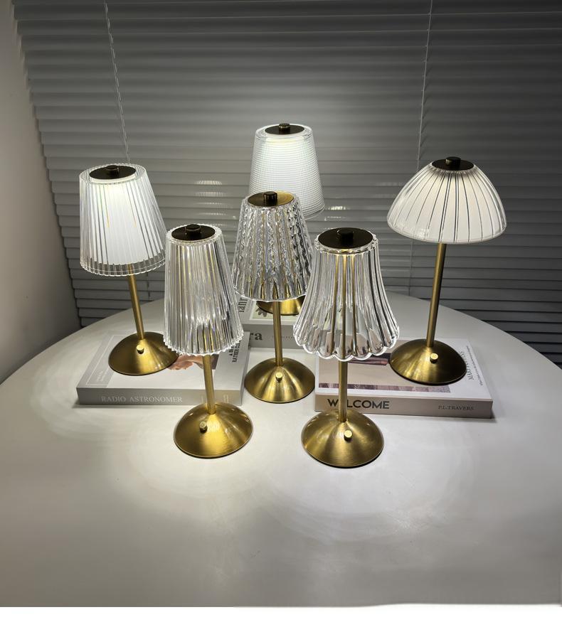 Akku-Tischlampe kabellos 2