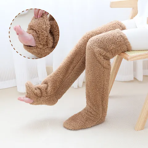 Flauschige Kniestrümpfe