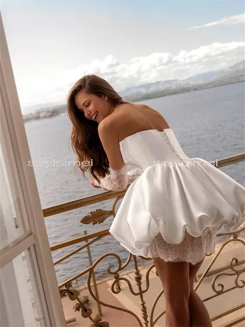 Mini-Brautkleid 4