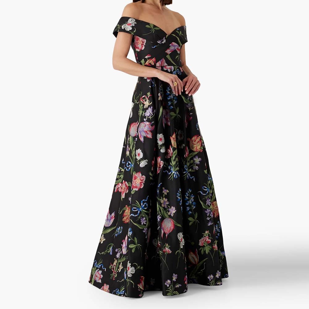 Vintage Blumenmaxikleid mit Smok-Details