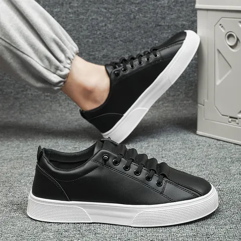 Low-Top-Sneaker