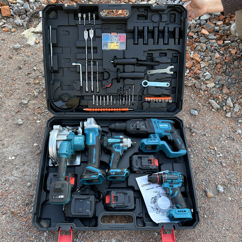Akku-Multitool-Set 20V mit Hartkoffer 2