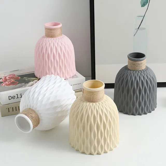 Kunststoffvase 2