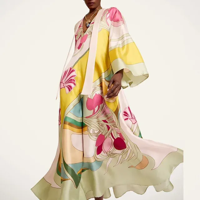Satin-Blumen-Maxikleid 4