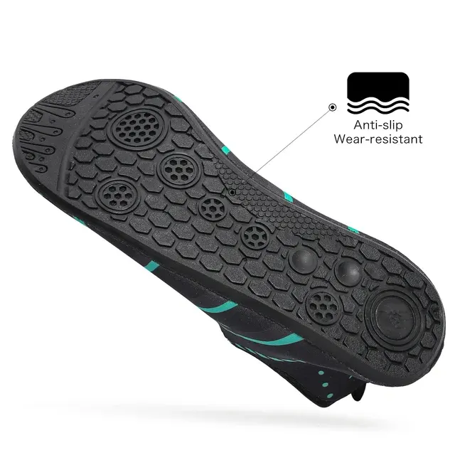 Rutschfeste Wassersocken mit weicher Sohle 4