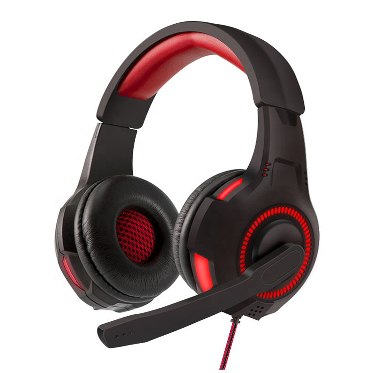 RGB Gaming Headset mit Mikrofon und Kabel
