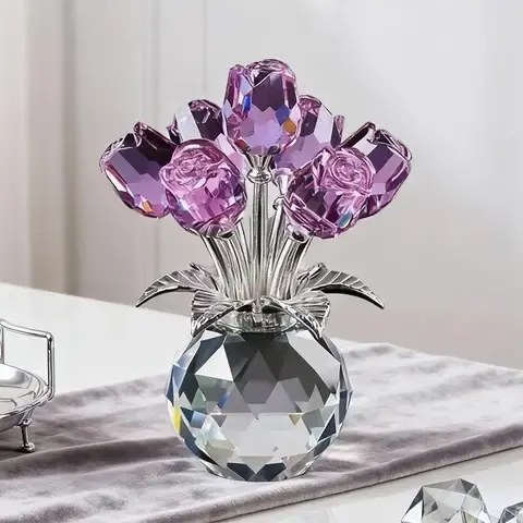 Kristall-Rosenskulptur