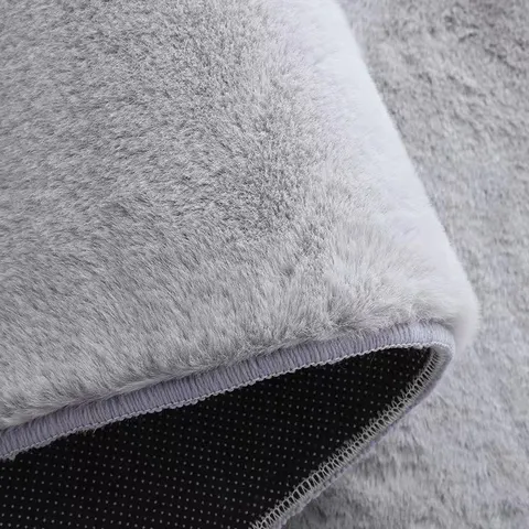 Kunstfell-Teppich