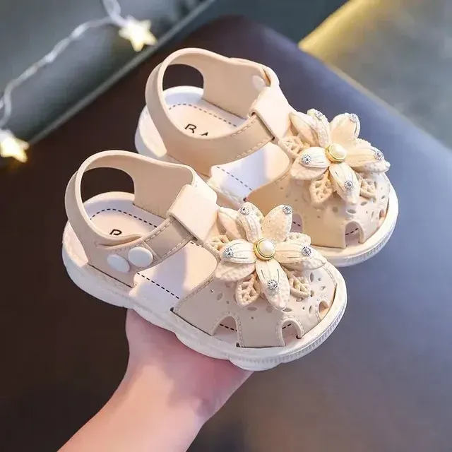 Kindersandalen 2