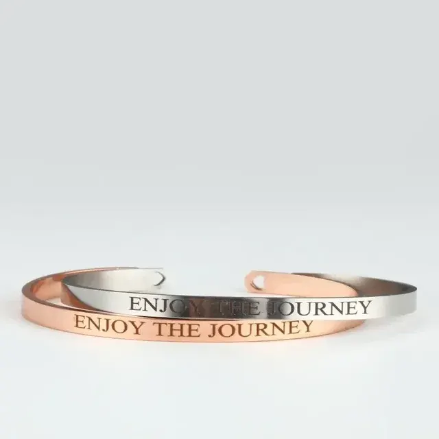 graviertes Manschettenarmband 2