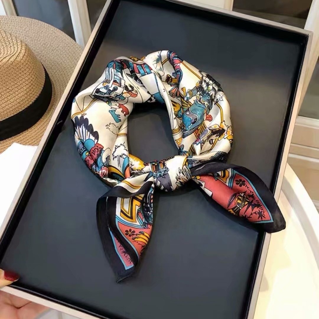 Designer Jacquard-Seidentuch mit Geschenkbox
