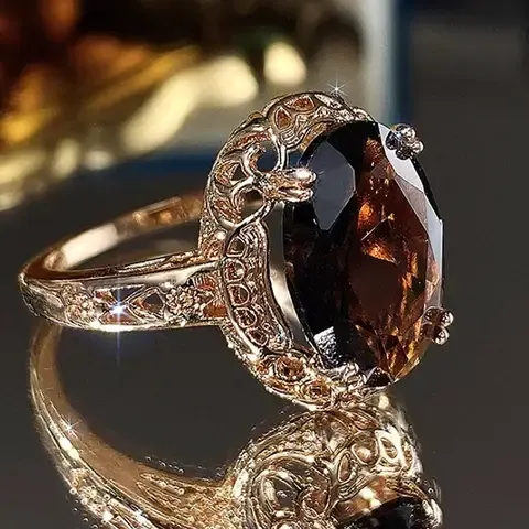 Roségold-Ring mit Zirkonia