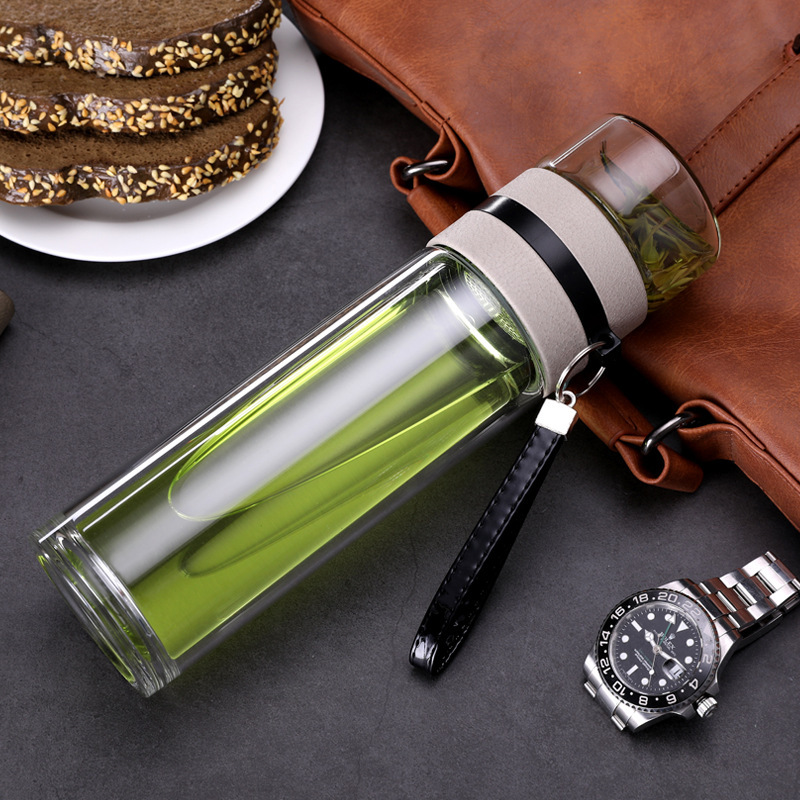 Trinkflasche mit Fruchteinsatz