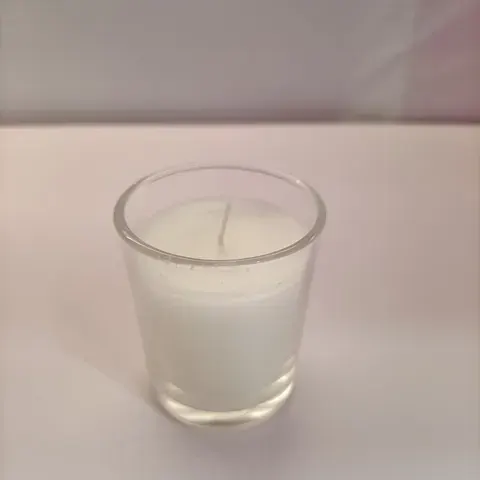 Klare Paraffin-Gießkerze für Aromatherapie