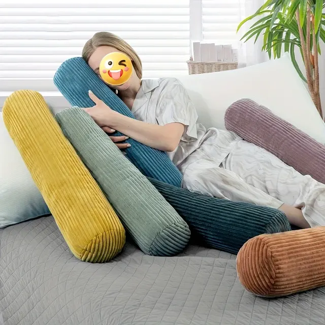 Zierkissen Rolle 4