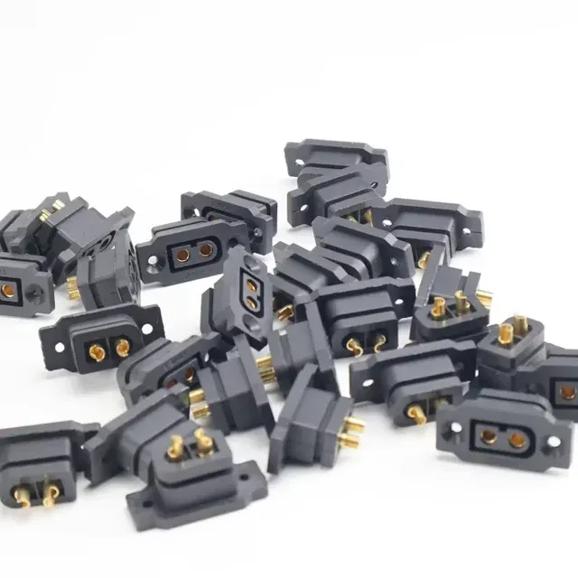 XT60-Einbaustecker 3