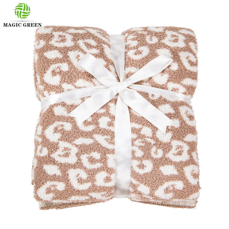 Leopardenmuster Winter Kuscheldecke Mikrofaser 2