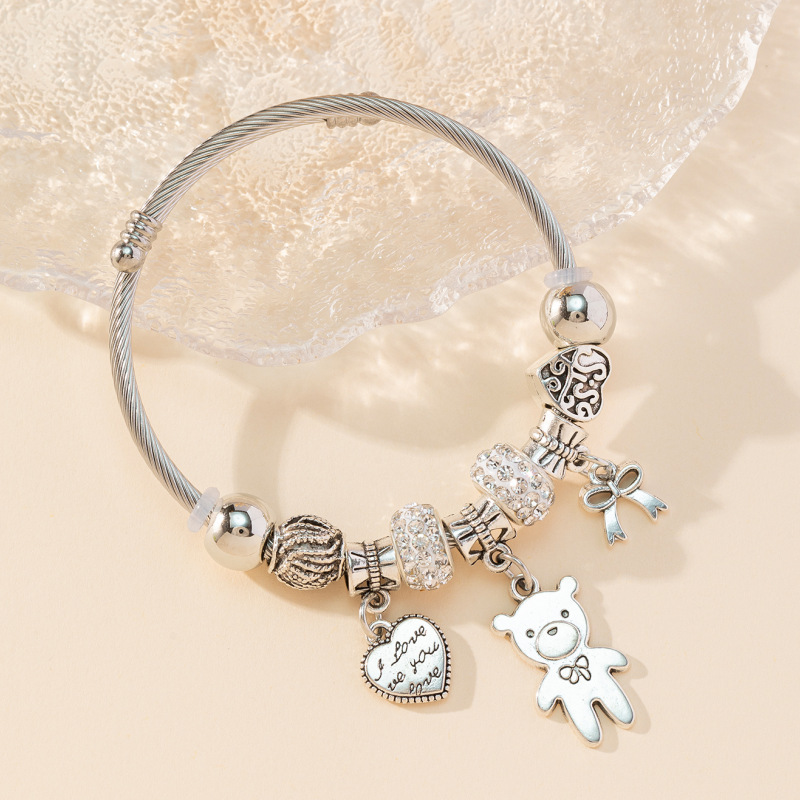 Perlenarmband aus Edelstahl mit Herzcharm 4