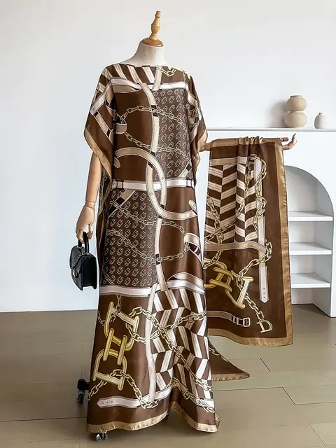 Fledermausärmel-Maxikleid 4