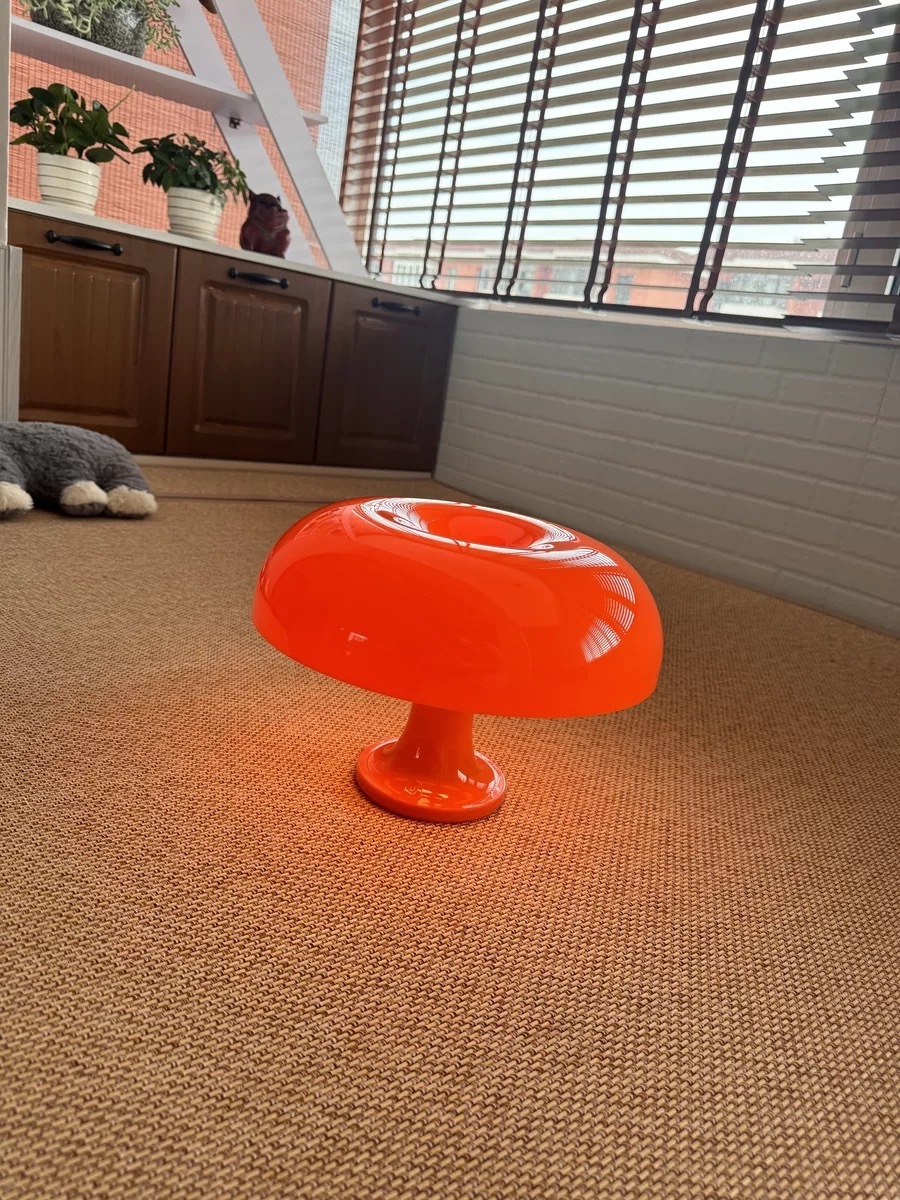 Retro-Pilzlampe aus Kunststoff für Schlafzimmer 4