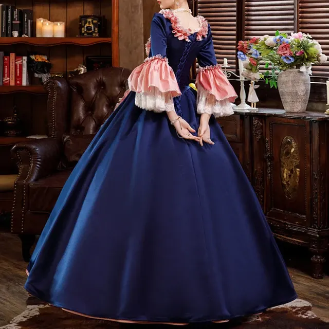 Barock-Hofkleid 3
