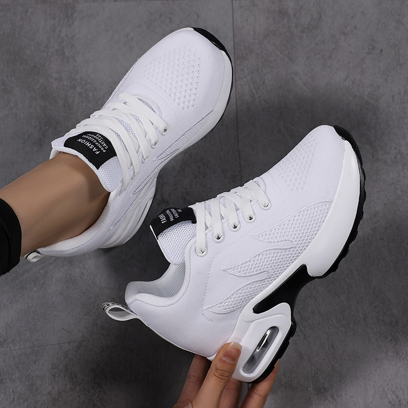 Damen Plateau-Sneaker aus atmungsaktivem Mesh 2
