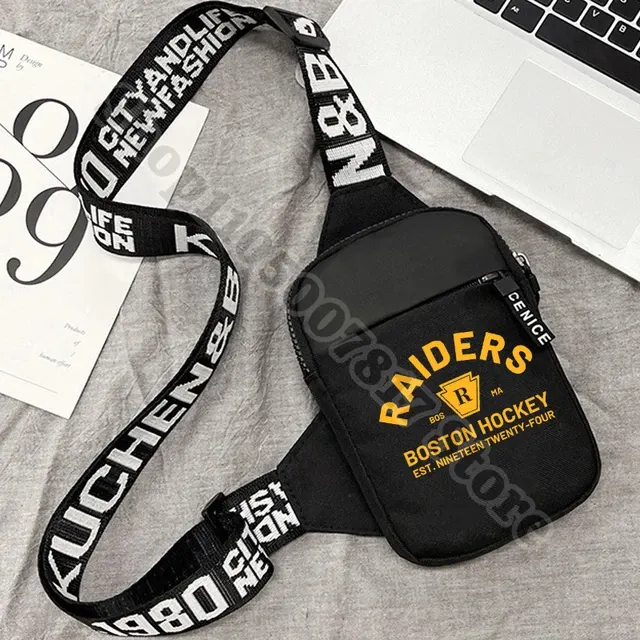 Brusttasche 2