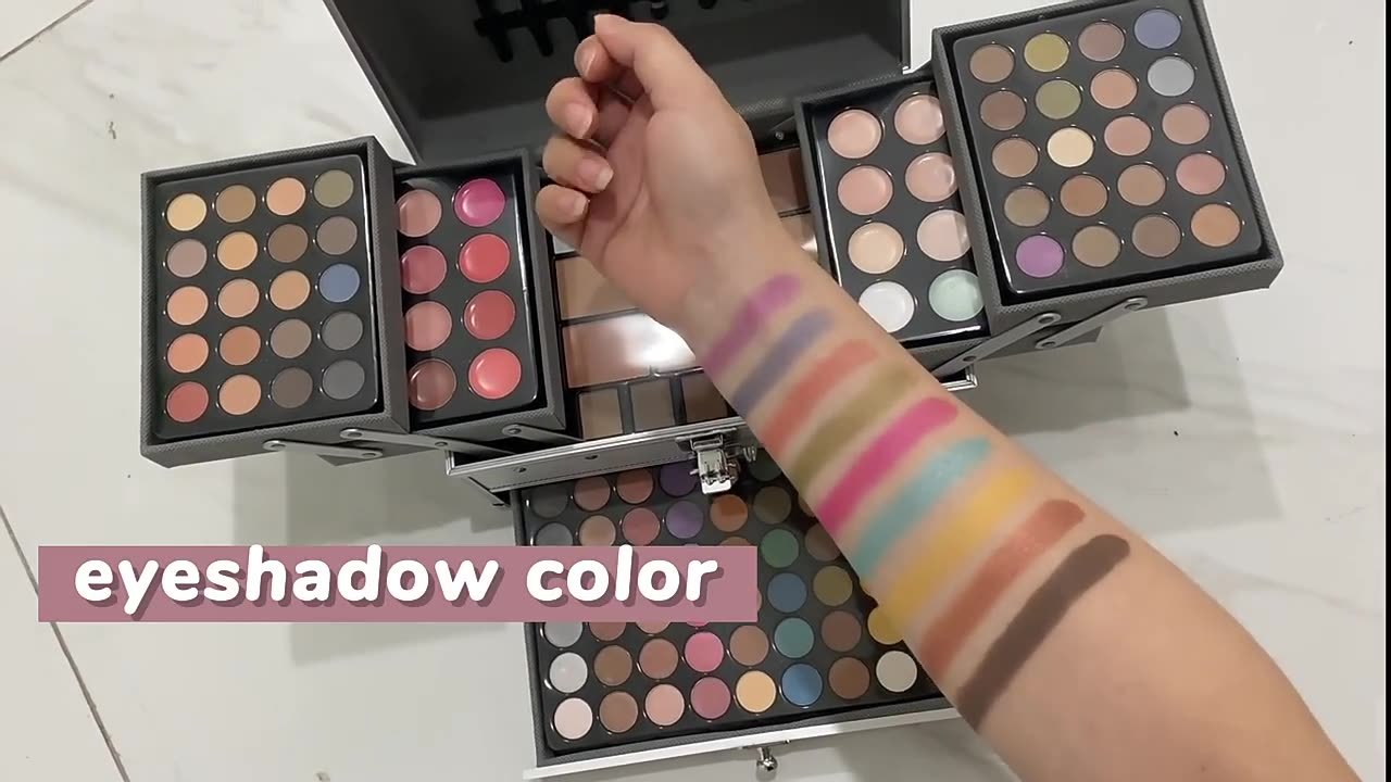 Komplettes All-in-One Make-up-Set für Damen 2
