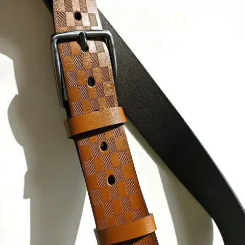 Verstellbarer Gürtel aus veganem Leder, Unisex