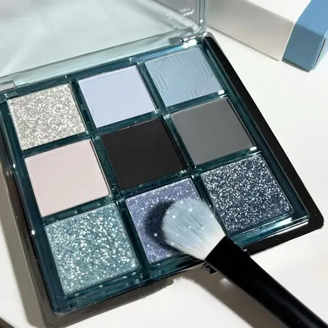 Lidschatten-Palette