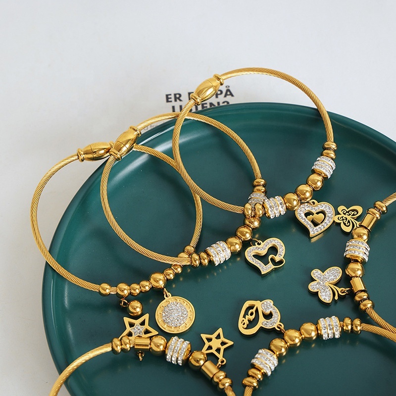 Zirkonia Herz Manschettenarmband vergoldet 2