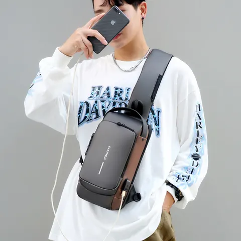 Brusttasche
