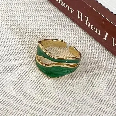Verstellbarer Vintage-Emaille-Ring in Weiß 3