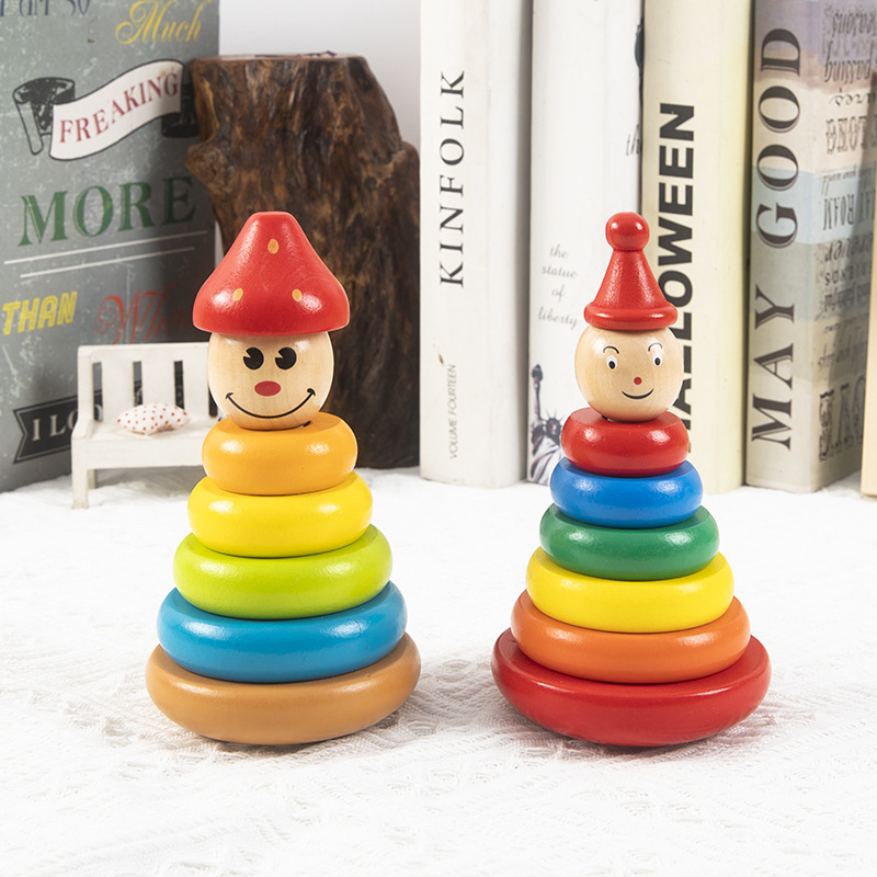 Holz-Regenbogenturm Stapelspielzeug mit Tieren