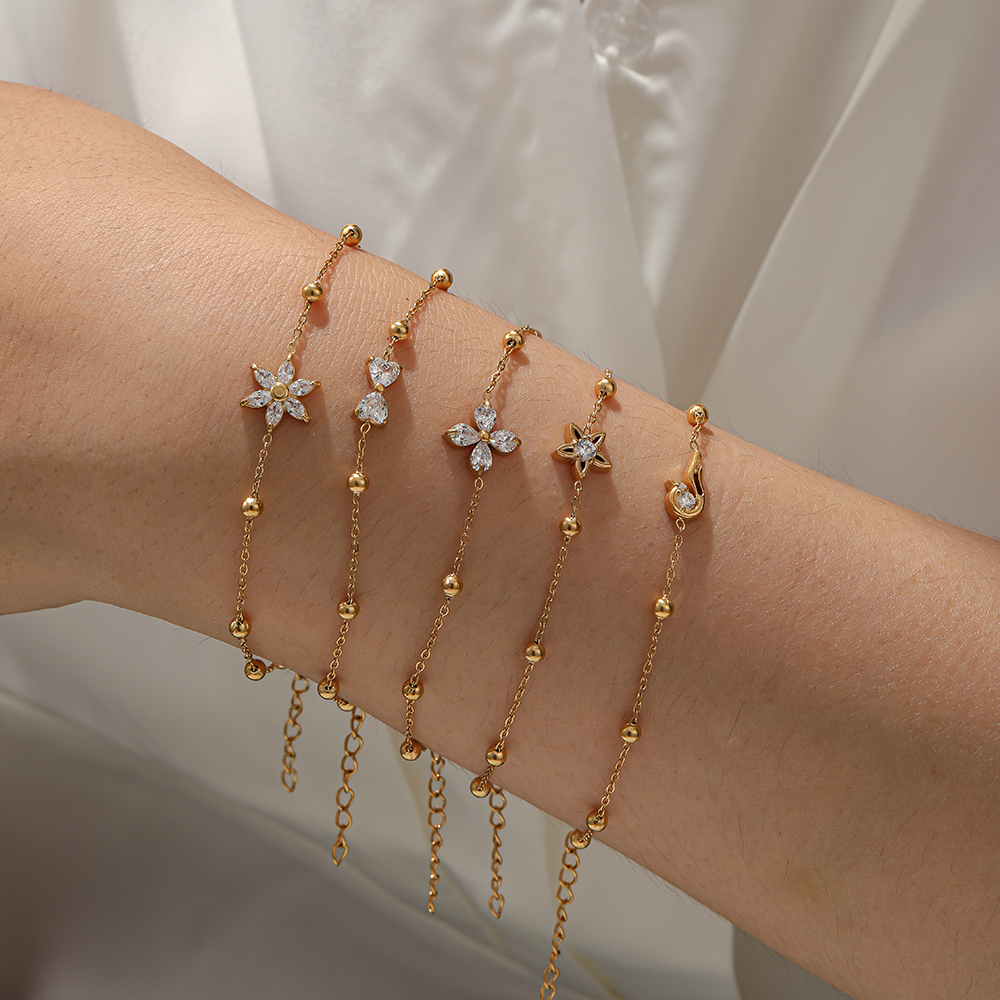 Zierliches wasserfestes Schleifen-Armband mit Zirkonia 2