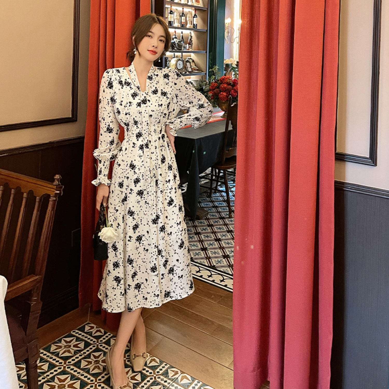 Eleganetes Langarm-Damenkleid mit Schmaler Passform 4