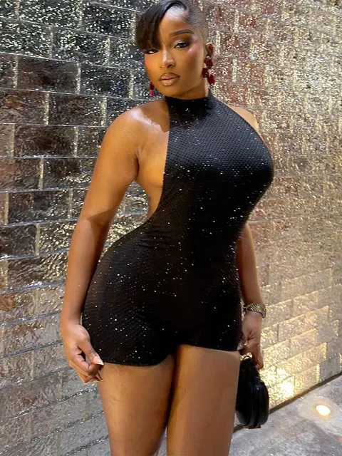 Rückenfreier Playsuit 3