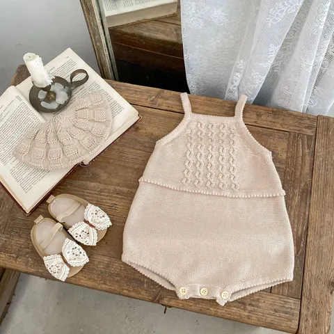 Gestrickter Kinder-Overall