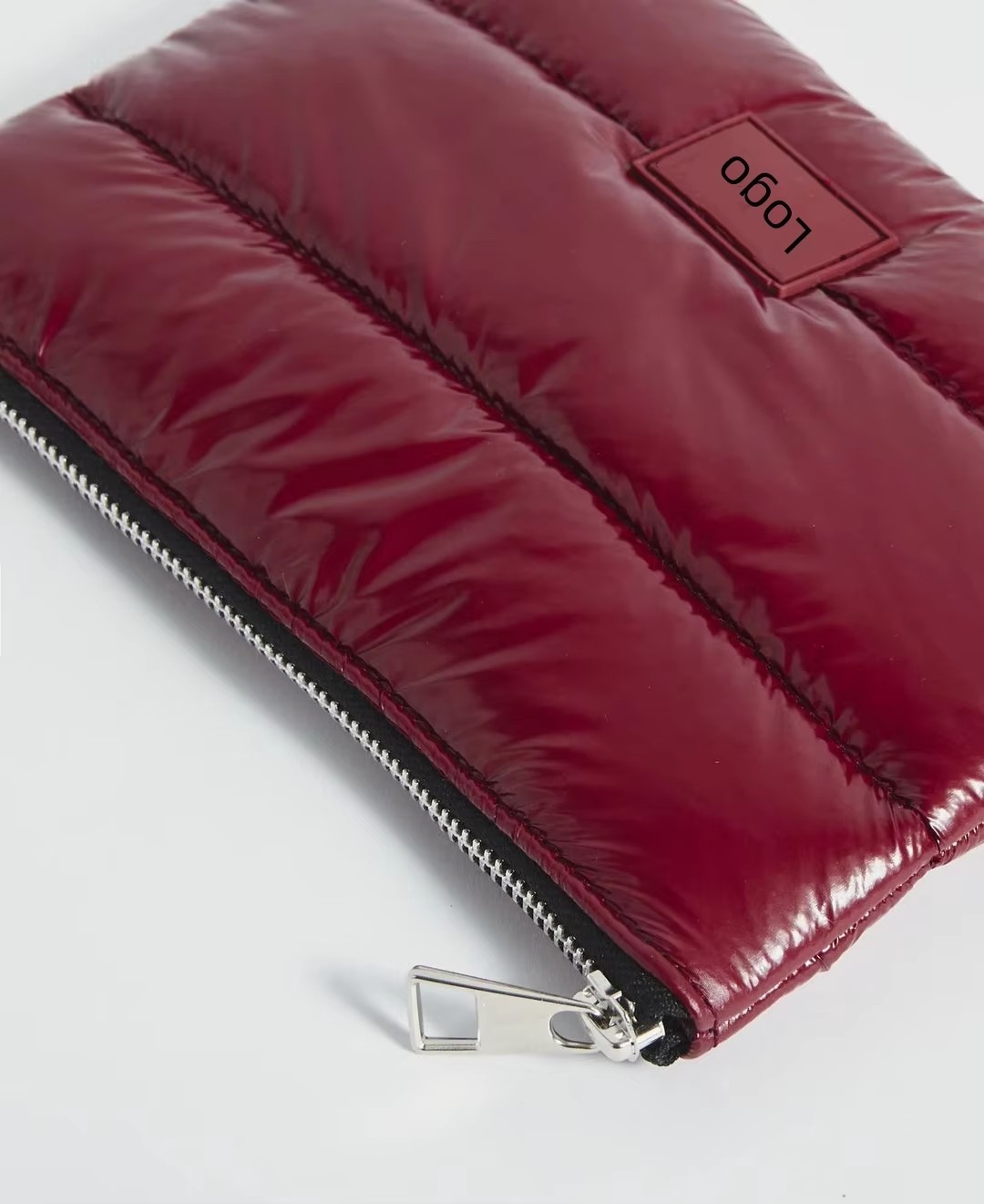 Wasserabweisende Steppkosmetiktasche für Damen 2