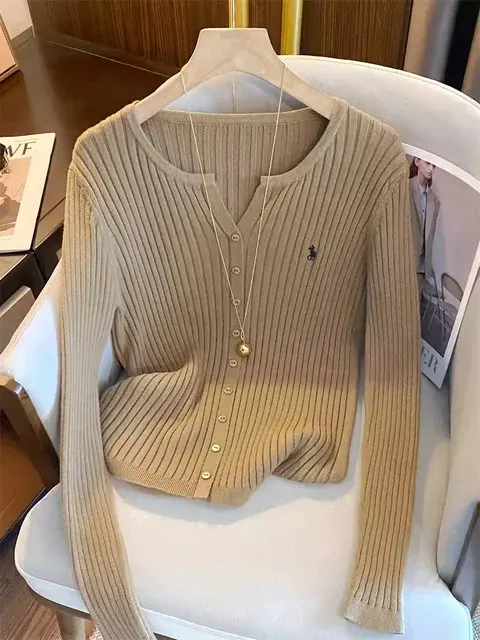 Strickjacke 3