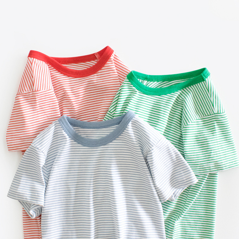 Gestreiftes Baby-Unterziehshirt
