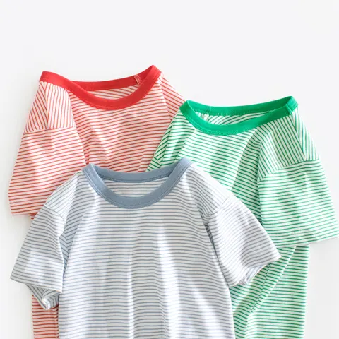 Gestreiftes Baby-Unterziehshirt