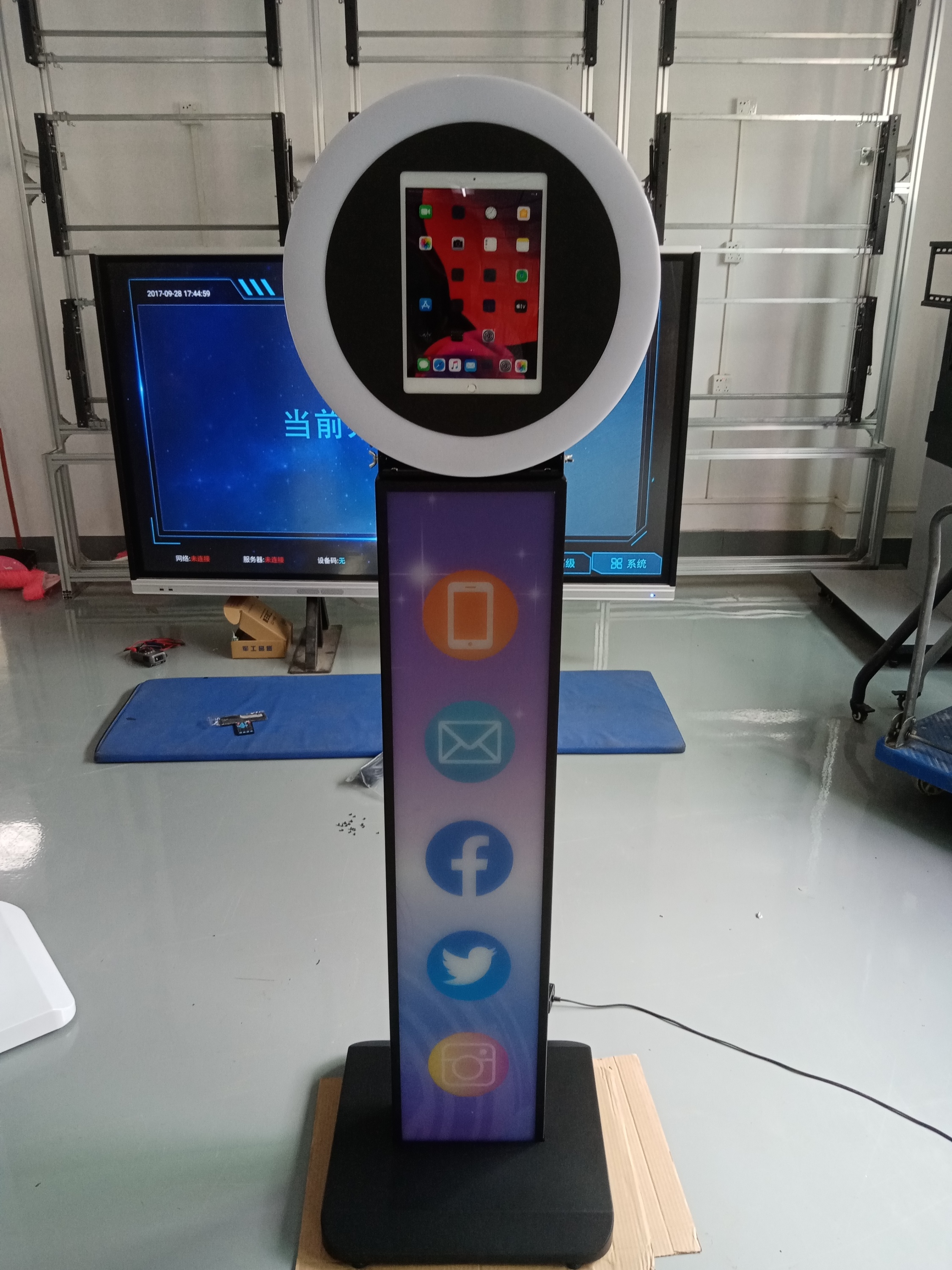 Tablet-Fotobox-Gehäuse 2