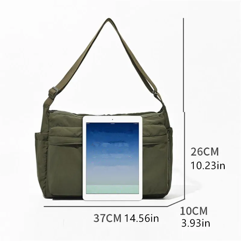 Großvolumige Laptop Umhängetasche für Herren und Damen 4