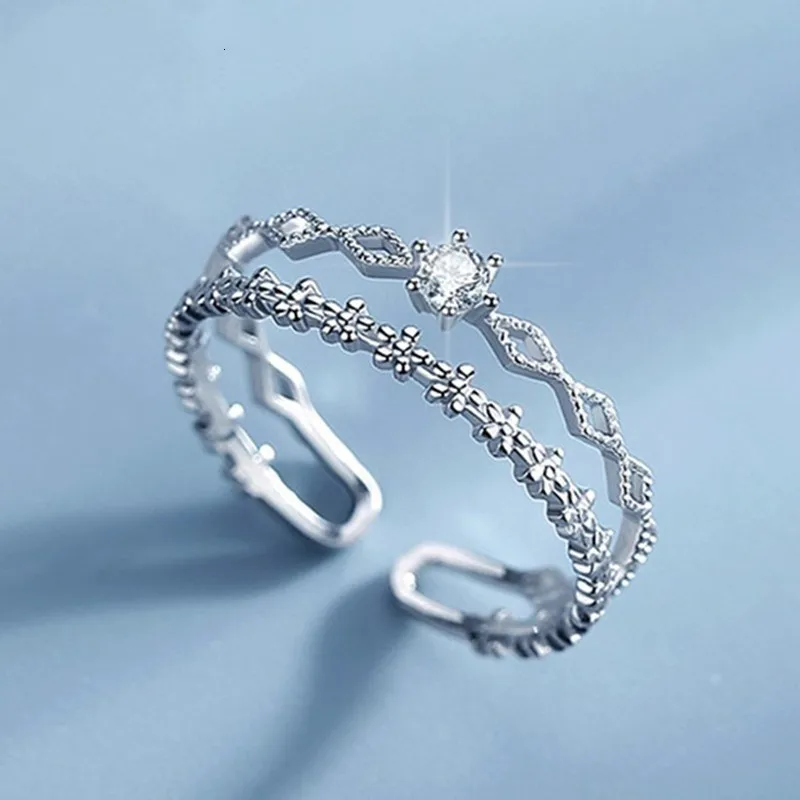Blumen-Spitzenring aus Sterlingsilber mit Zirkonia 2