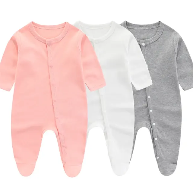 Warmer Flanell-Strampler für Neugeborene 3