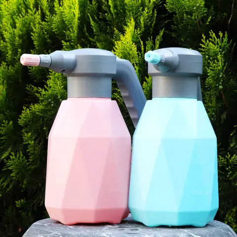 Elektrischer Gartensprüher