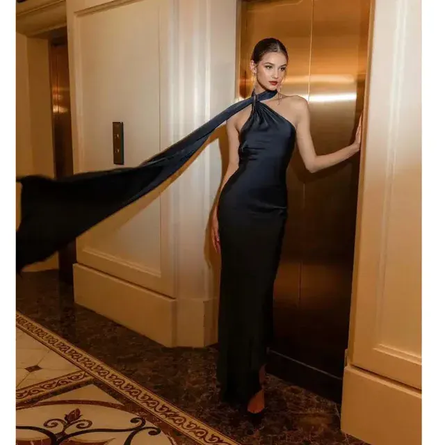 Satin-Abendkleid 3