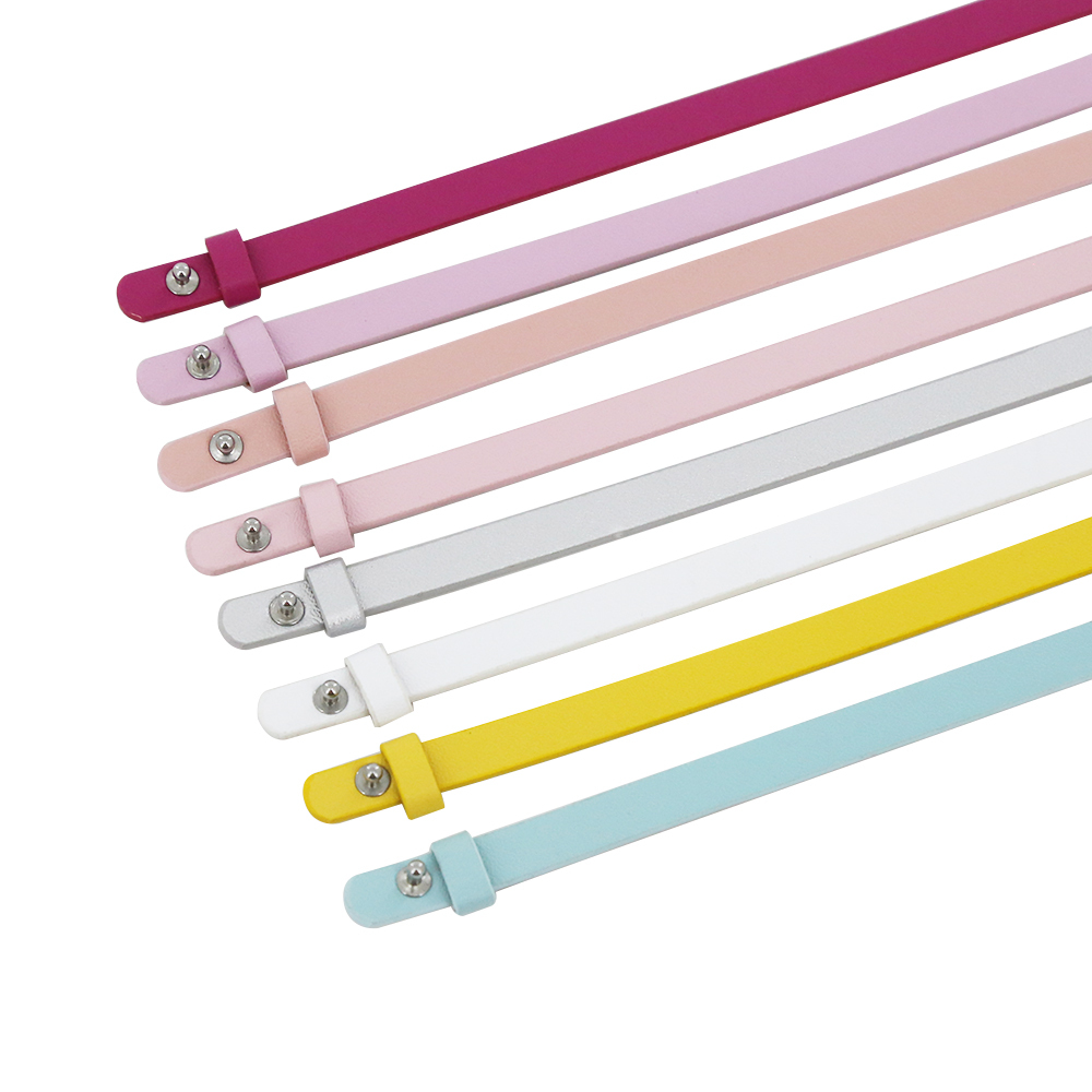Bunte Kinder-Armbänder-Set aus Lederperlen 2