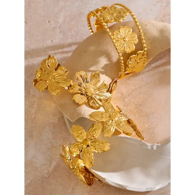 Blumen-Manschettenarmband vergoldet 4